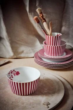 Royal Stripes Bowl Dark Pink 12cm 16 Royal Stripes Bowl Dark Pink 12cm -Chic Nest Deals Store 220608 pip haarlem2699 hr lr