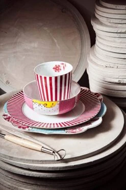Royal Stripes Breakfast Plate Dark Pink 21cm -Chic Nest Deals Store 220608 pip haarlem2879 hr lr