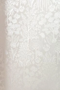 Pip Studio Origami Tree Non-Woven Wallpaper Off White/Silver -Chic Nest Deals Store 333110 origami off white silver 03 hr lr