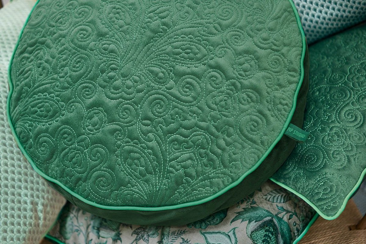 Cushion Round Quiltey Days Dark Green 11 Cushion Round Quiltey Days Dark Green - Image 11