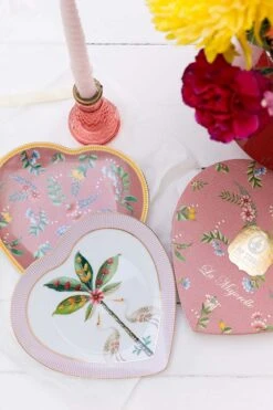 La Majorelle Set/2 Heart Shape Plates Pink 19 La Majorelle Set/2 Heart Shape Plates Pink -Chic Nest Deals Store 60a3869