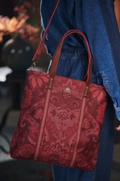 Shopper Square Kyoto Festival Dark Pink -Chic Nest Deals Store anne timmer pip fw roos 33864 800x1200 1