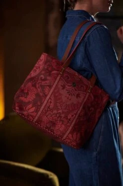 Shopper Medium Kyoto Festival Dark Pink -Chic Nest Deals Store anne timmer pip fw roos 33905 800x1200