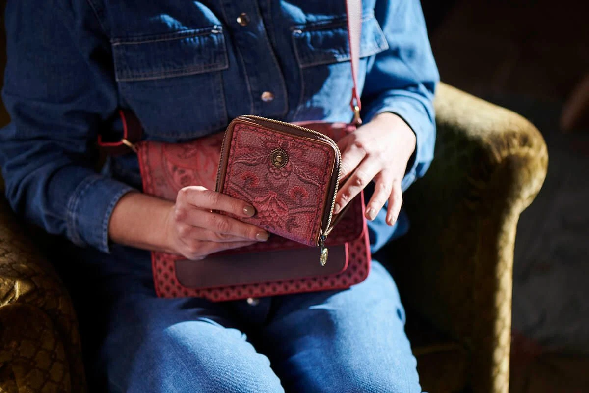 Wallet Square Kyoto Festival Dark Pink 2 Wallet Square Kyoto Festival Dark Pink - Image 2