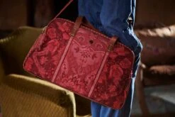 Weekend Bag Medium Kyoto Festival Dark Pink -Chic Nest Deals Store anne timmer pip fw roos 34167 800x1200