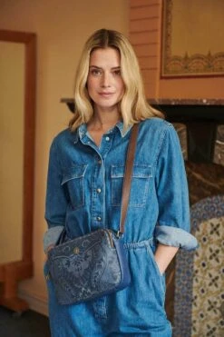 Cross Body Medium Kyoto Festival Blue -Chic Nest Deals Store at pip studio dag3 diemen 81394