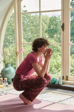 Flared Sport Legging Long Isola Dark Red -Chic Nest Deals Store at pip studio ss23 dag01 1270