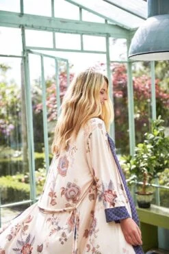 Kimono Cece Fiore White -Chic Nest Deals Store at pip studio ss23 dag02 2348