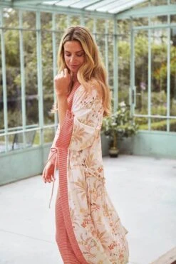 Kimono Isola White -Chic Nest Deals Store at pip studio ss23 dag02 4267