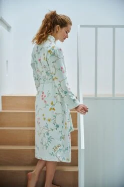 Bathrobe Les Fleurs Bathrobe White -Chic Nest Deals Store bathrobe les fleurs white flowers pip studio 217940