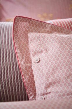 Cushion Square Cece Fiore Pink 6 Cushion Square Cece Fiore Pink -Chic Nest Deals Store cece fiore square cushion pink 01 mood lr