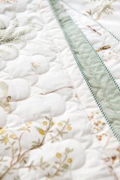 Quilt Giardini Di Frutta White -Chic Nest Deals Store giardini di frutta white 46 detail lr 1
