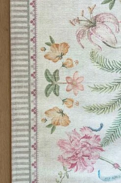 Carpet Festa Di Lividonia By Pip Off White -Chic Nest Deals Store img 7537