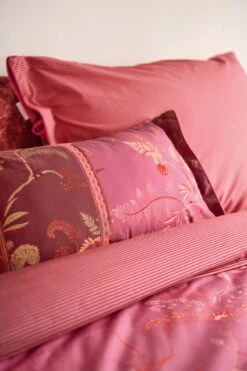 Pillowcase Isola Pink -Chic Nest Deals Store isola cushion pink 41 detail lr 1