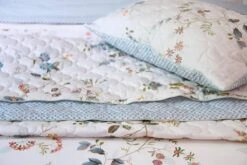 Quilt Kawai Flower White 8 Quilt Kawai Flower White -Chic Nest Deals Store kawai flower quilted cushion white 40 detail lr 2
