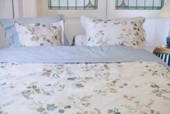 Cushion Square Kawai Flower White -Chic Nest Deals Store kawai flower white 03 mood lr