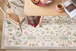 Carpet Festa Di Lividonia By Pip Off White -Chic Nest Deals Store liggend beeld festa di lividonia off white