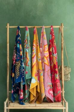 Beach Towel Pip Flowers Yellow -Chic Nest Deals Store pip flower sfeer 00 mood 4