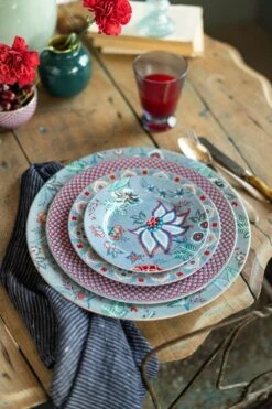 Flower Festival Underplate Light Blue 32 Cm -Chic Nest Deals Store pip flower festival 24 lowres 1 1