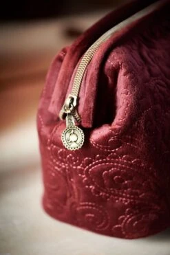 Cosmetic Purse Large Velvet Quiltey Days Red -Chic Nest Deals Store pip fw22 285