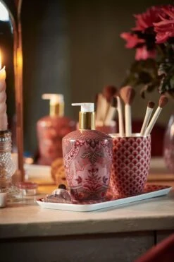 Bathroom Accessories Set/3 Kyoto Festival Dark Pink -Chic Nest Deals Store pip fw22 295 2