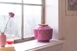 Lantern Enamelled Pink 22cm -Chic Nest Deals Store pip home deco overige 04 800x1200 1