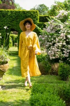 Dress Origami Yellow 20 Dress Origami Yellow -Chic Nest Deals Store pip homewear 1023 lowres kopie 2