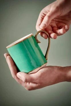 Pip Chique Mug Large Green 350ml -Chic Nest Deals Store pip chique green set1 005 hr lr