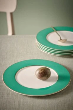 Pip Chique Dinner Plate Green 28cm -Chic Nest Deals Store pip chique green set2 015 hr lr