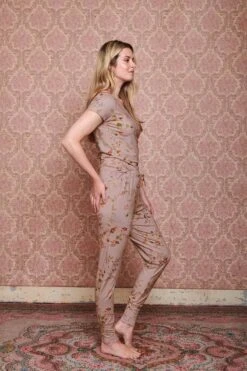 Trousers Long Kawai Flower Light Pink -Chic Nest Deals Store pip mix and match diemen84255 1