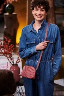 Cross Body Small Suki Pink -Chic Nest Deals Store pip studio dag 2 melatti 37512 800x1200