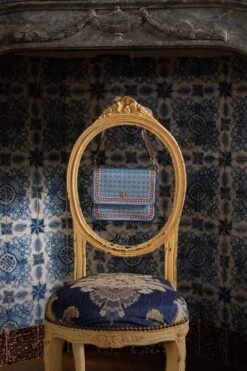 Cross Body Small Clover Blue -Chic Nest Deals Store pip studio fashion bags fw2023 clover blue 01 lr