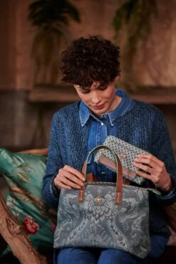 Wallet Pocket Suki Green -Chic Nest Deals Store pip studio melatti sfeer 38174 800x1200