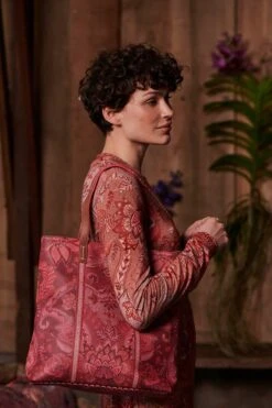 Shopper Square Kyoto Festival Dark Pink -Chic Nest Deals Store pip studio melatti sfeer 38233 800x1200 1