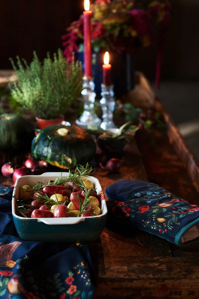 Winter Wonderland Serving Tray Rectangular Small Green 2 Winter Wonderland Serving Tray Rectangular Small Green - Image 2