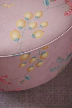 Stool Low Fleur Grandeur Pink -Chic Nest Deals Store poef fleurgrandeur pink 08 1