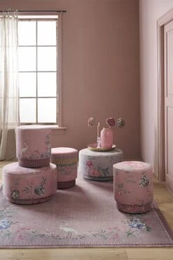 Stool High Jolie Pink -Chic Nest Deals Store poef groep pink 01 2